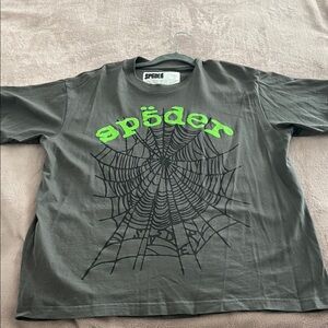Spider Graphic Tee - Gray and Green